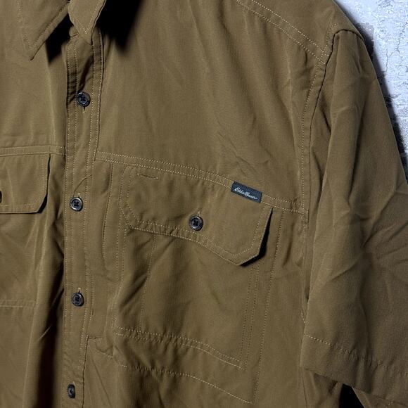 Eddie Bauer Button Up Short Sleeve Button Up Shirt Size XL - Picture 3 of 5